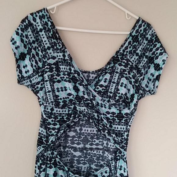 Ultra Flirt Peak A Boo Back Summer Dress Junior XL - Picture 7 of 15